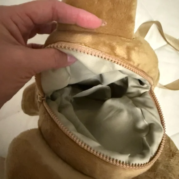 Minnie Mouse Gingerbread Plush Crossbody Bag with Red Bow - Picture 2 of 3